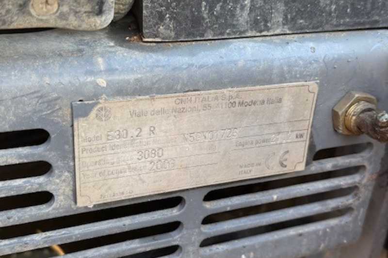 OmecoHub - Immagine NEW HOLLAND E30.2R